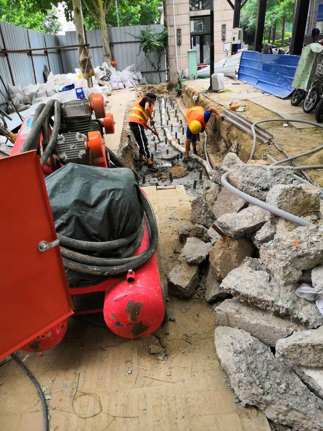 蒋湖农场地基加固解决房子的地基下沉问题